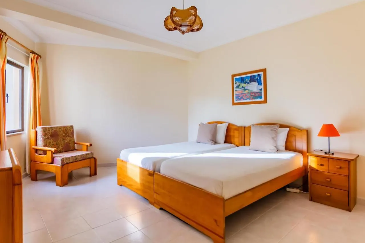 Apartment Steps Algarve @ Praia Da Falesia 300 Meters Albufeira
